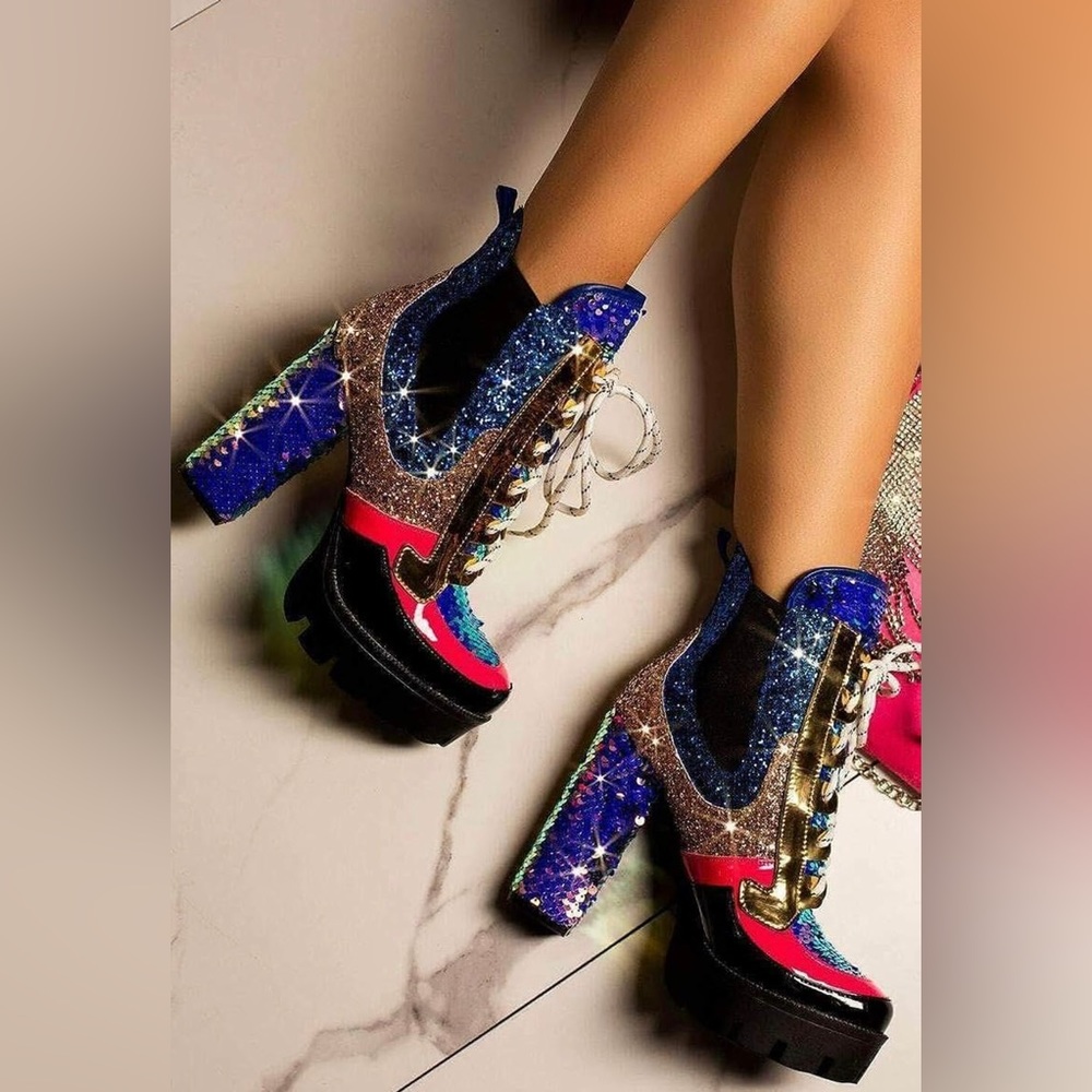 Cape Robbin Nell Gold Glitter Platform Chelsea Ankle Boots with Chunky Block new